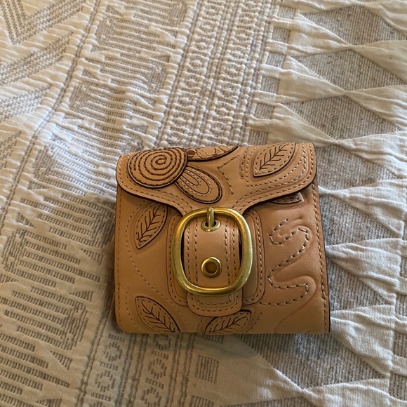 Floral Fantasy - Picture 10 of 11